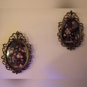 Pair of Vintage Brass Oval Ornate Flowers Picture Frames w/Original Hooks
